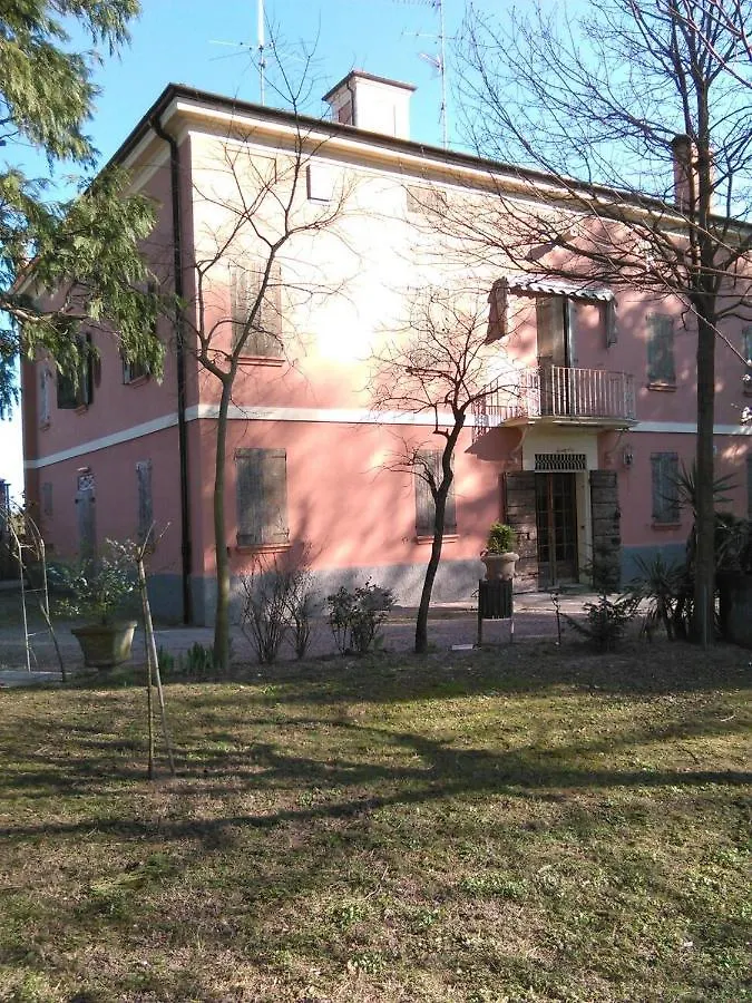 B&Blequercedimarco Camera Rossa San Prospero 0*,